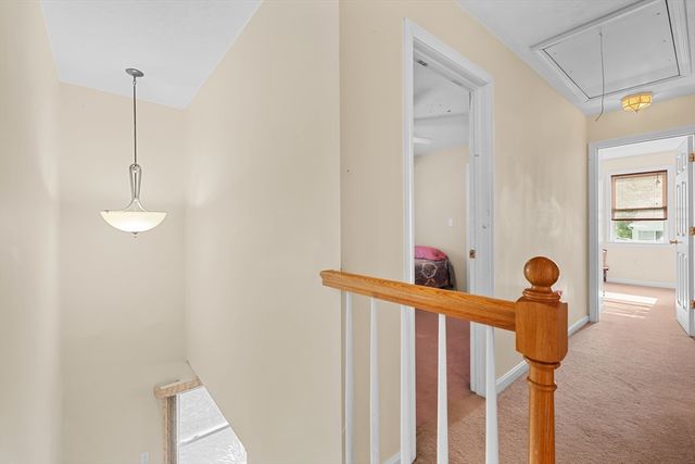 16 Mars Dr, Shrewsbury, MA 01545