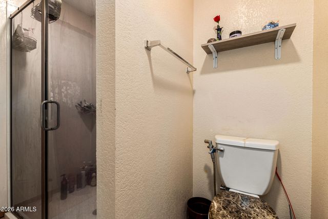 2 E MURIEL Drive, Phoenix, AZ 85022