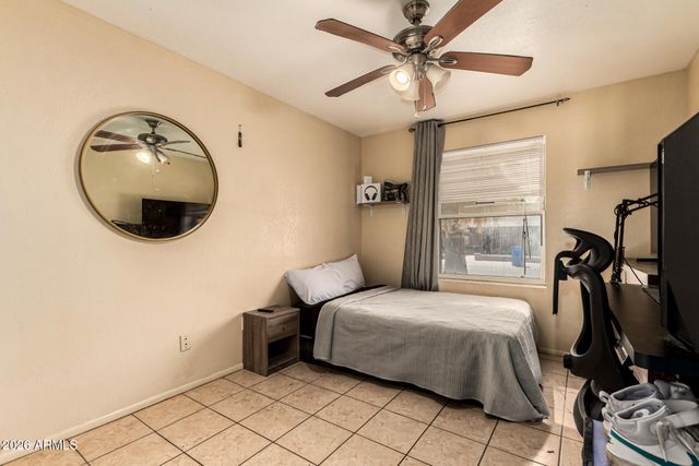 2 E MURIEL Drive, Phoenix, AZ 85022