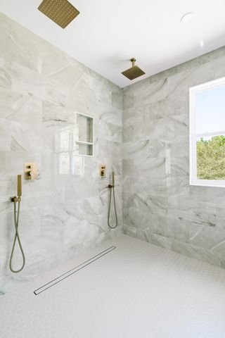 2000 Bahama Drive, Johns Island, SC 29455