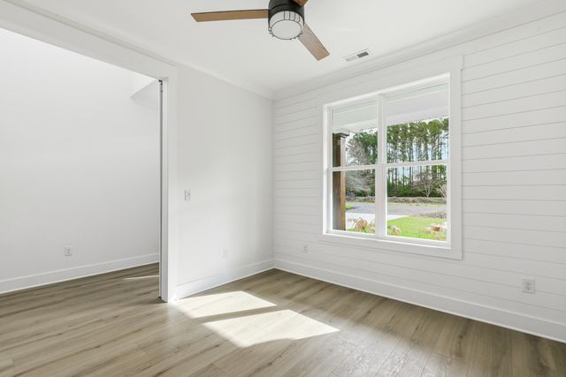 2000 Bahama Drive, Johns Island, SC 29455