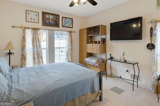 5141 Dixie Lake Road, Union City, GA 30291