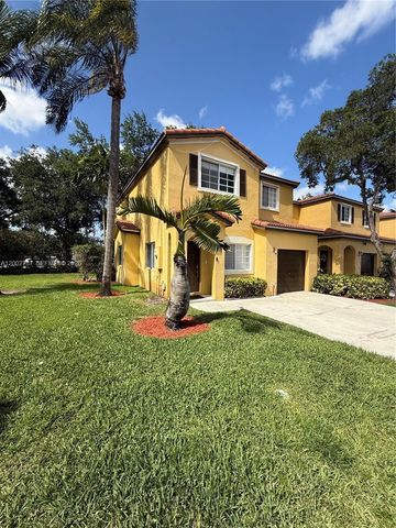 1704 SW 101st Terrace, Miramar, FL 33025
