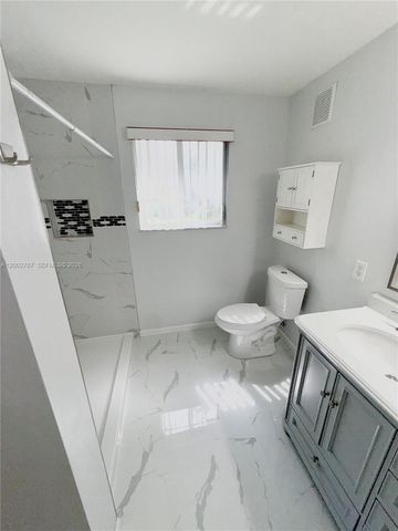 1704 SW 101st Terrace, Miramar, FL 33025