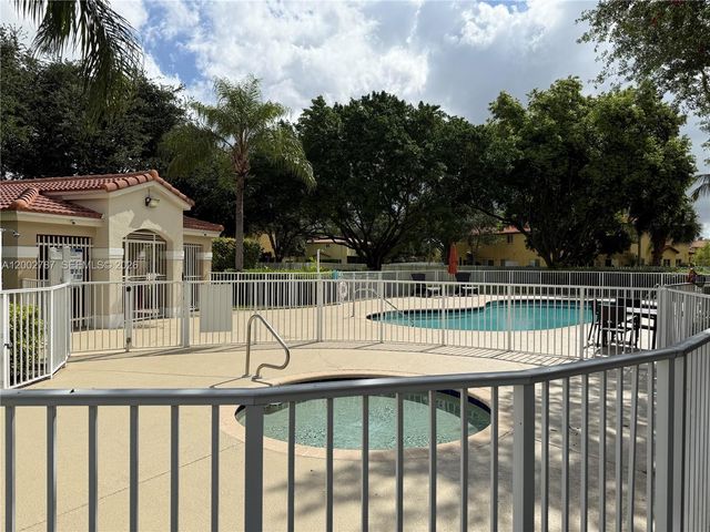 1704 SW 101st Terrace, Miramar, FL 33025