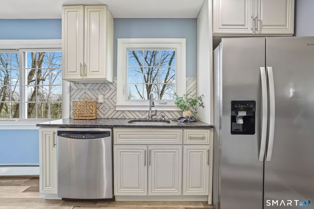 25 Dairy Farm Road, Norwalk, CT 06851