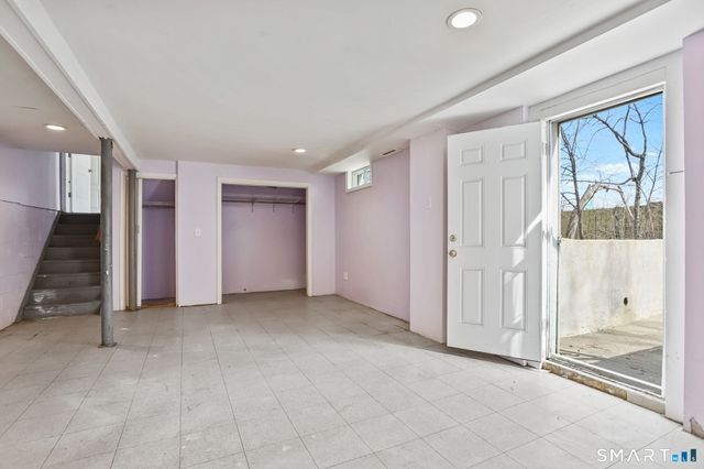 25 Dairy Farm Road, Norwalk, CT 06851