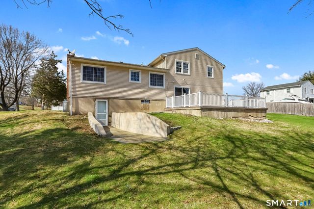 25 Dairy Farm Road, Norwalk, CT 06851