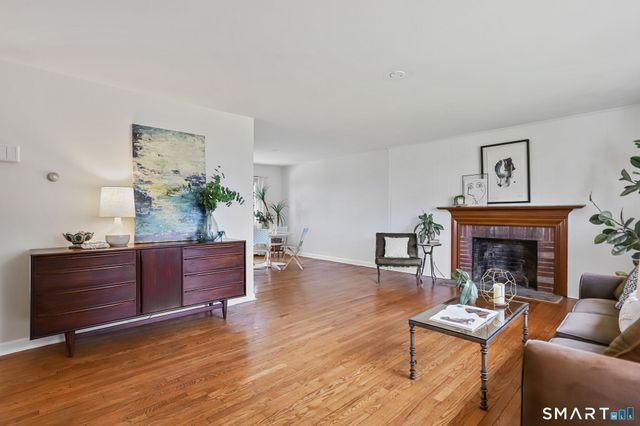 25 Dairy Farm Road, Norwalk, CT 06851