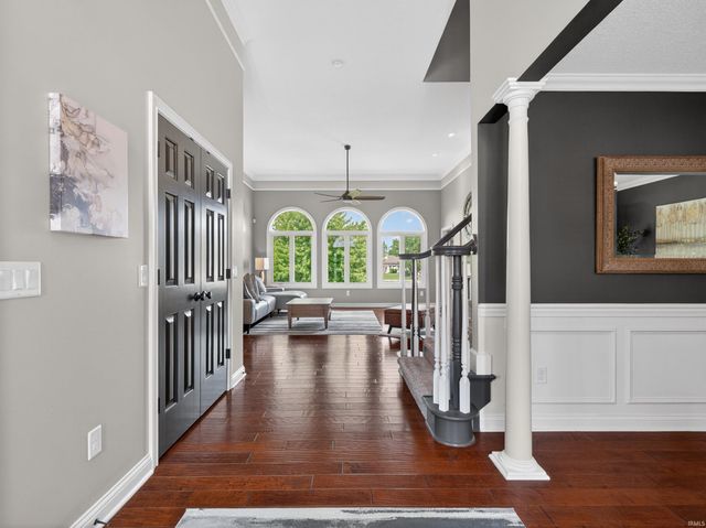 9811 Stowaway Cove, Fort Wayne, IN 46835