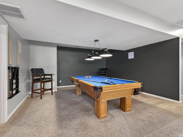 9811 Stowaway Cove, Fort Wayne, IN 46835