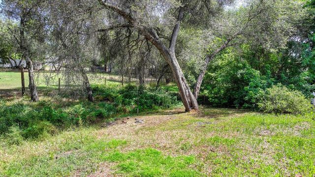 4020 Tammy Ln, Shingle Springs, CA 95682