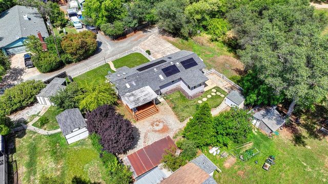 4020 Tammy Ln, Shingle Springs, CA 95682