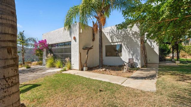 18629 Quail Trail Dr, Jamul, CA 91935