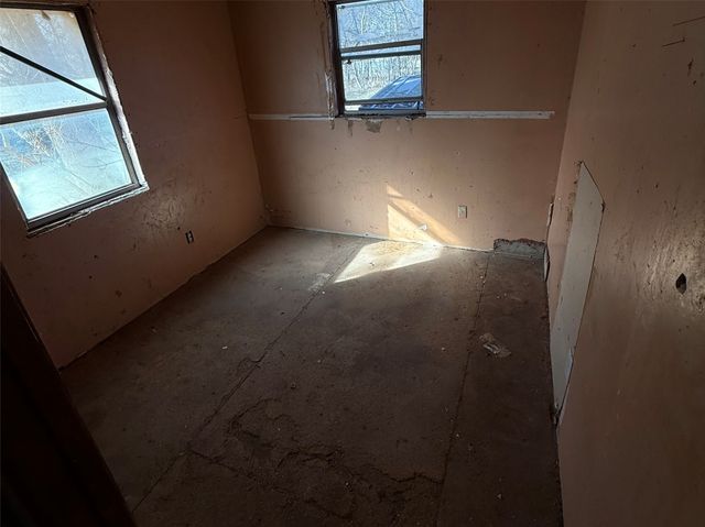 318 S Church Street, Hillsboro, TX 76645