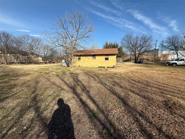 318 S Church Street, Hillsboro, TX 76645