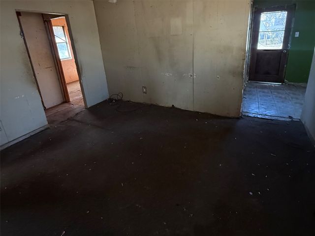 318 S Church Street, Hillsboro, TX 76645