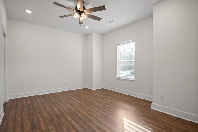 406 Green Brier Lane, Dunlap, TN 37327