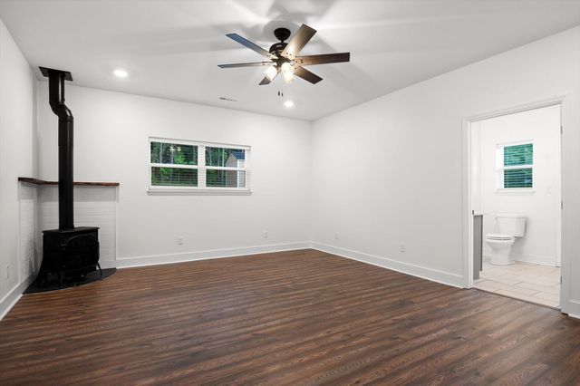 406 Green Brier Lane, Dunlap, TN 37327