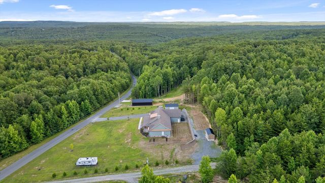 406 Green Brier Lane, Dunlap, TN 37327