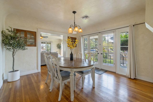 801 N Stevenson, Visalia, CA 93291