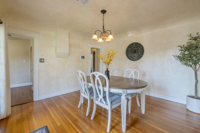 801 N Stevenson, Visalia, CA 93291