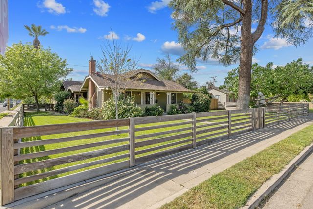 801 N Stevenson, Visalia, CA 93291