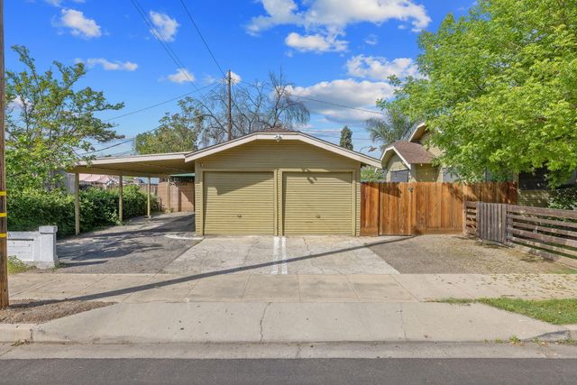 801 N Stevenson, Visalia, CA 93291