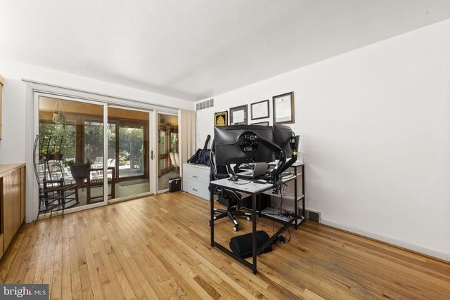 1416 BRYANT LN, Jenkintown, PA 19046