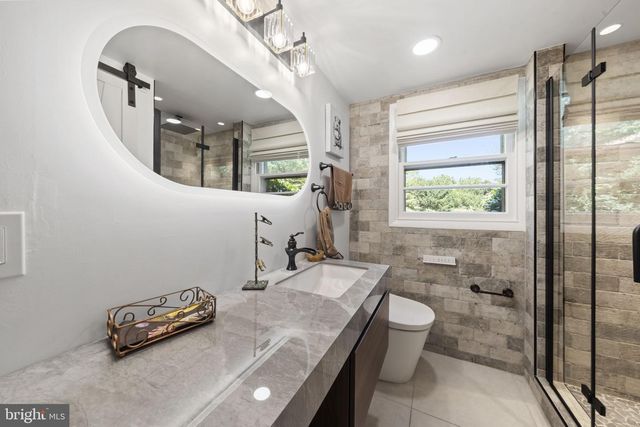 1416 BRYANT LN, Jenkintown, PA 19046