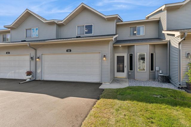 614 2nd Street NW, New Prague, MN 56071