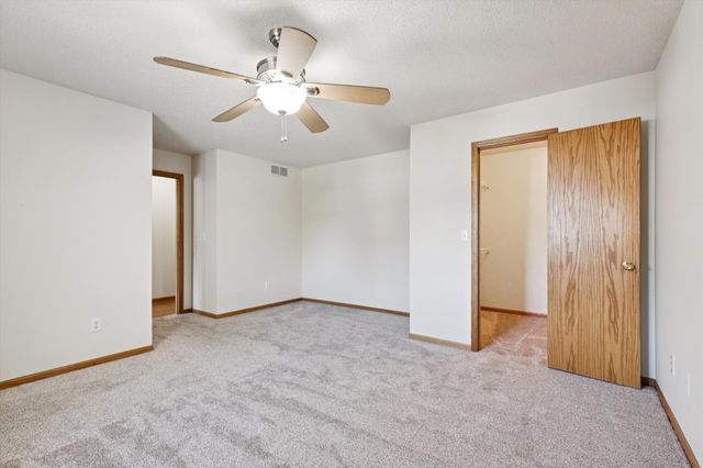 614 2nd Street NW, New Prague, MN 56071