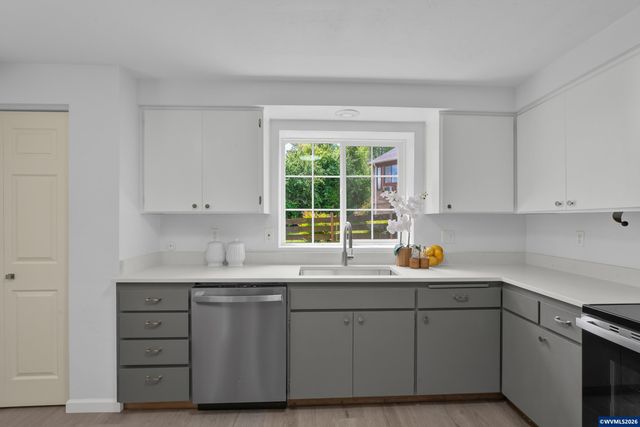 368 Autumn Pl, Corvallis, OR 97330