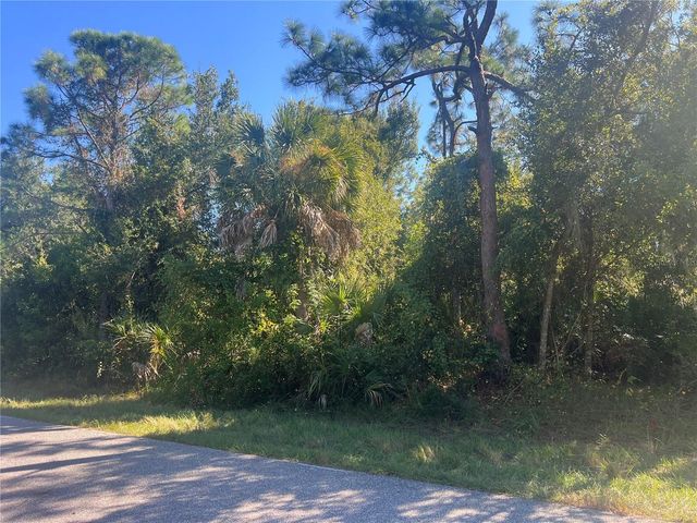 831 THORNTON AVENUE NW, Port Charlotte, FL 33948