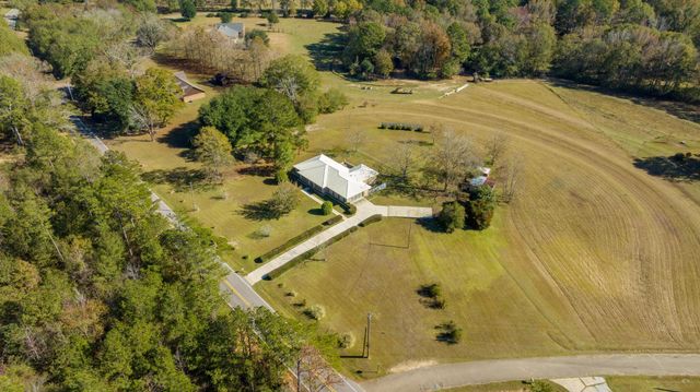 141 Burnt Bridge, Hattiesburg, MS 39402