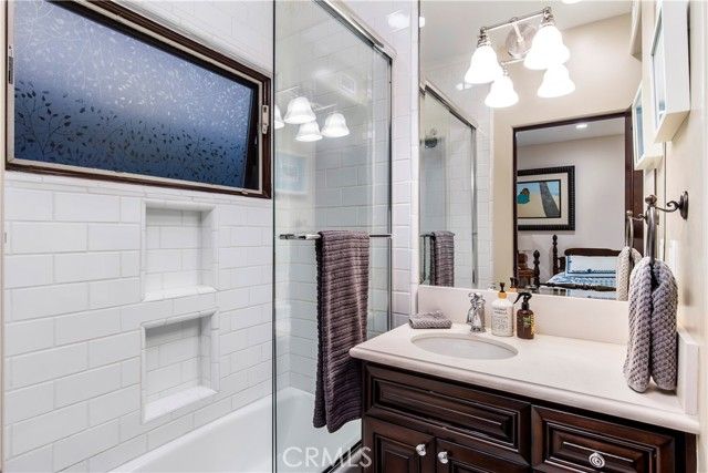 320 33rd, Manhattan Beach, CA 90266