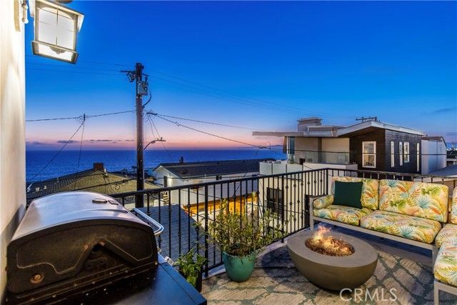 320 33rd, Manhattan Beach, CA 90266
