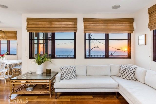 320 33rd, Manhattan Beach, CA 90266