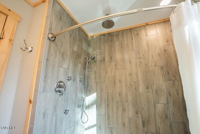 1135 Cherry Springs Lane, Trade, TN 37691