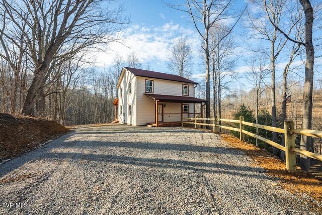 1135 Cherry Springs Lane, Trade, TN 37691