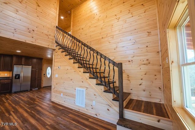 1135 Cherry Springs Lane, Trade, TN 37691