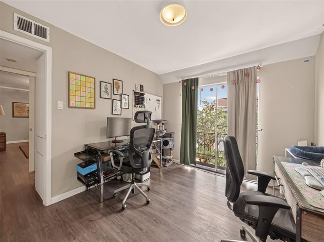 2511 Marilee Ln, Houston, TX 77057