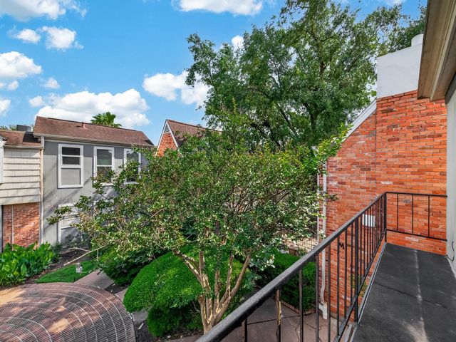 2511 Marilee Ln, Houston, TX 77057