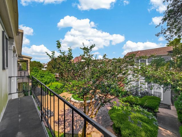 2511 Marilee Ln, Houston, TX 77057