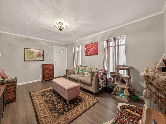 2511 Marilee Ln, Houston, TX 77057