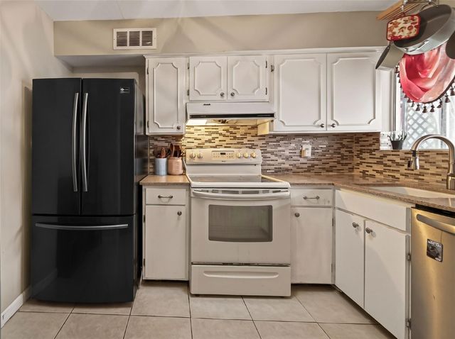 2511 Marilee Ln, Houston, TX 77057