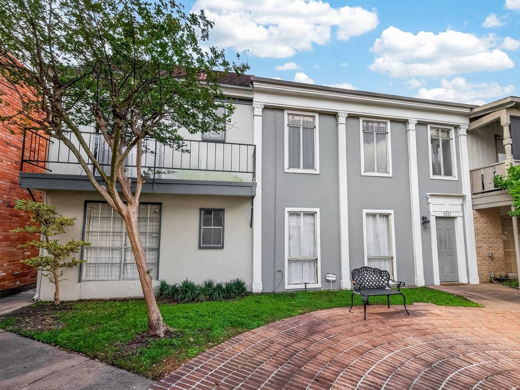 2511 Marilee Ln, Houston, TX 77057