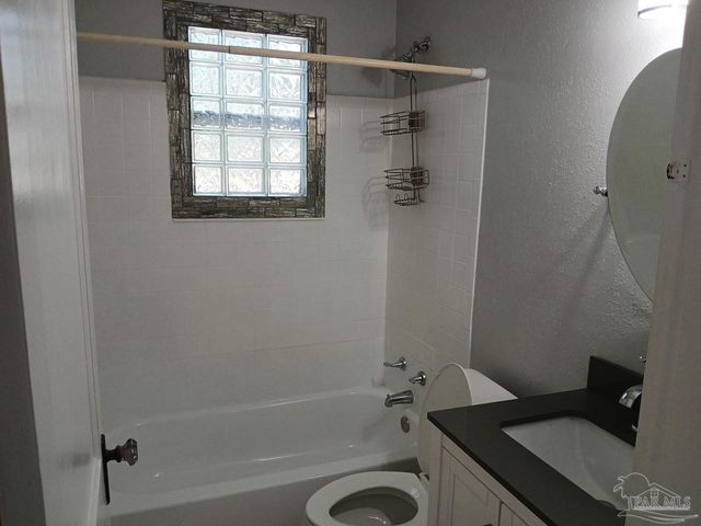 1318 Wilson Ave, Pensacola, FL 32507