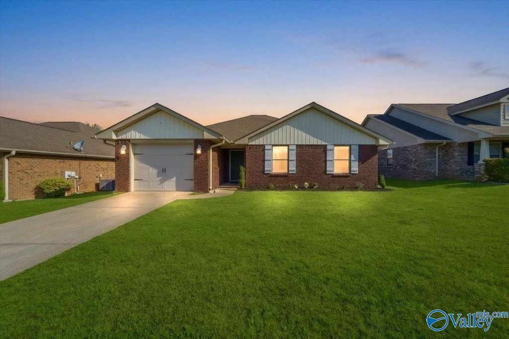 113 Fields Pond Drive, Madison, AL 35756