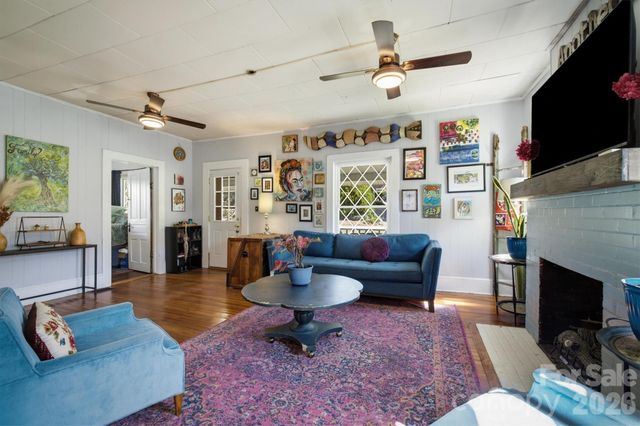115 Evans Street, Morganton, NC 28655